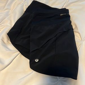 Size 8 lululemon speed up running shorts in black